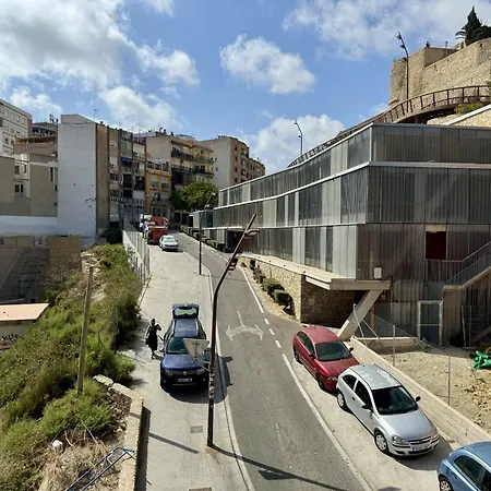 Apartment Modern Charm In Barrio Alicante