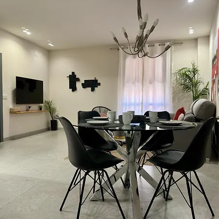 Modern Charm In Barrio *