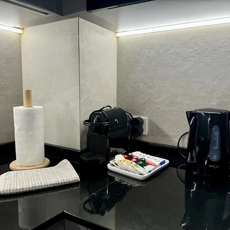 Apartamento Modern Charm In Barrio Alicante