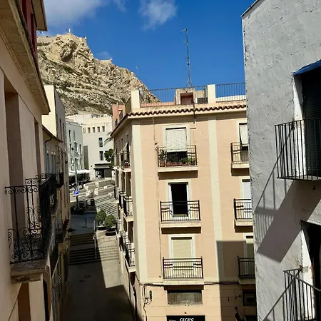 Modern Charm In Barrio Alicante